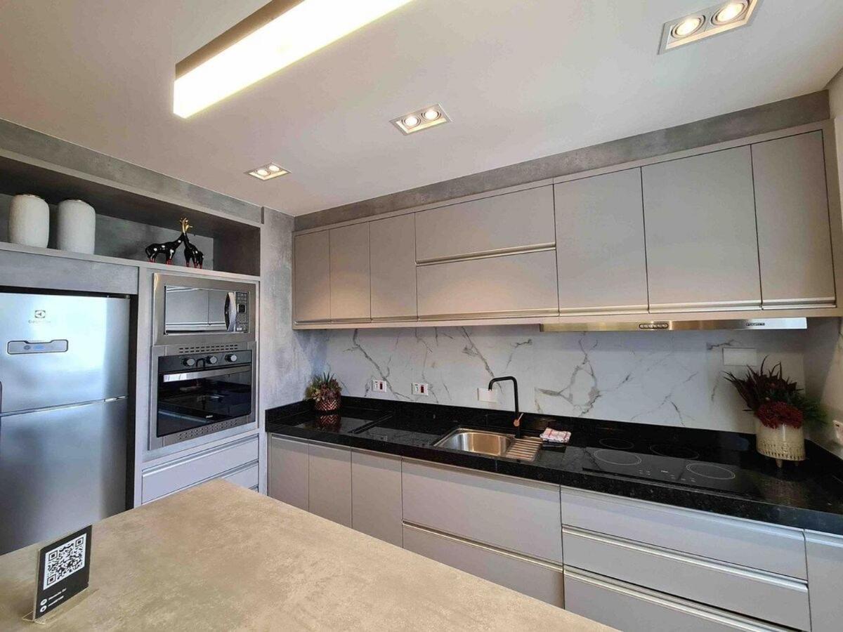 Studio No Centro Gastronomico De Foz Com Vista Para O Rio Parana Apartment Фос ду Игуасу Екстериор снимка